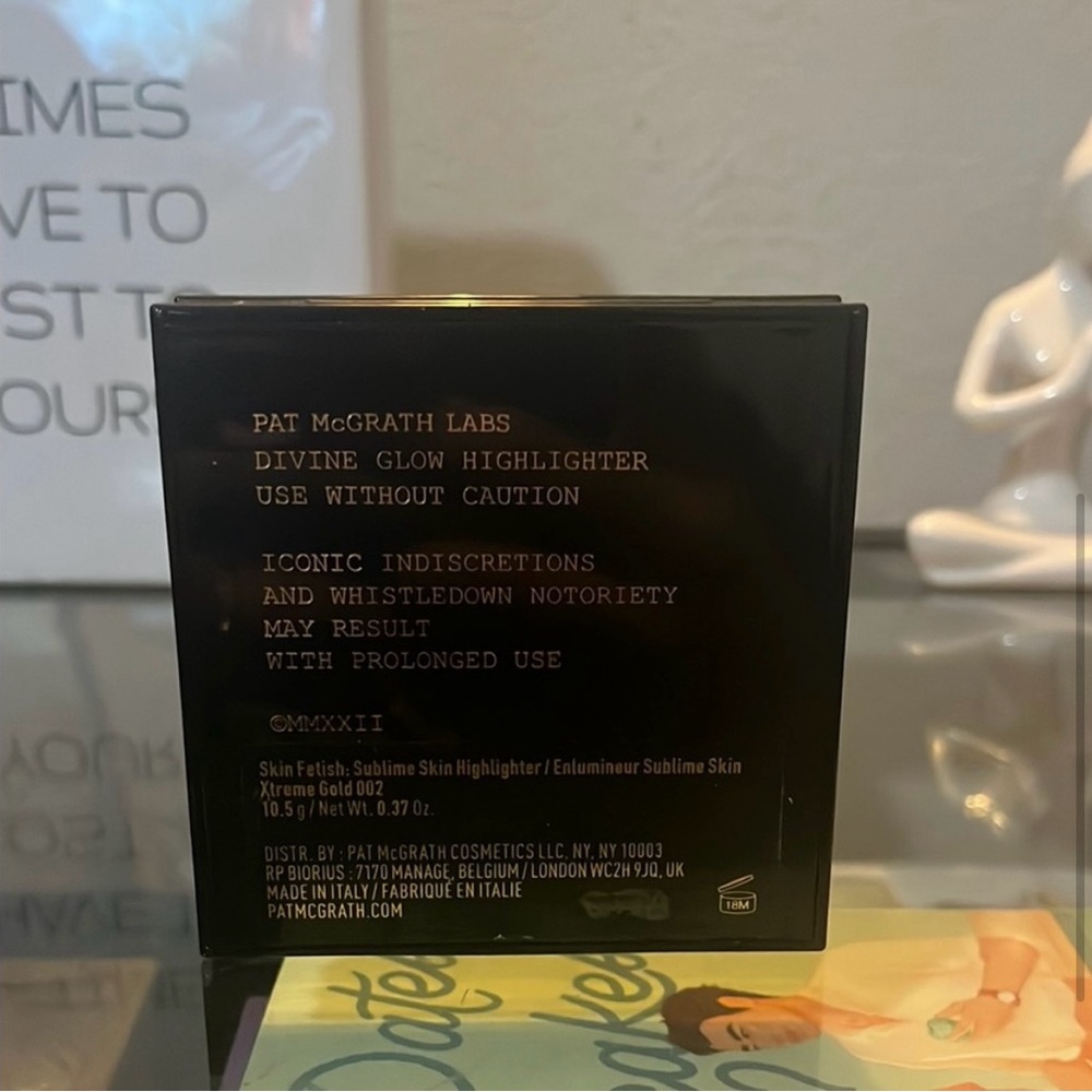 Pat McGrath Bridgerton Gold Highlighter Compact- NWOB - Picture 5 of 6